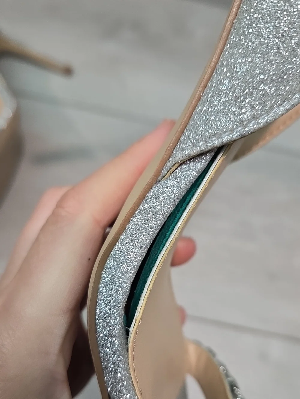 Jewel By Badgley Mischka Women Glitter OpenToe Heels Crystal Strap Shoes 9